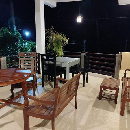 Siyon Yula - Guest House Hikkaduwa Exteriér fotografie