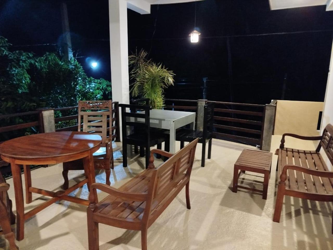 Siyon Yula - Guest House Hikkaduwa Exteriér fotografie