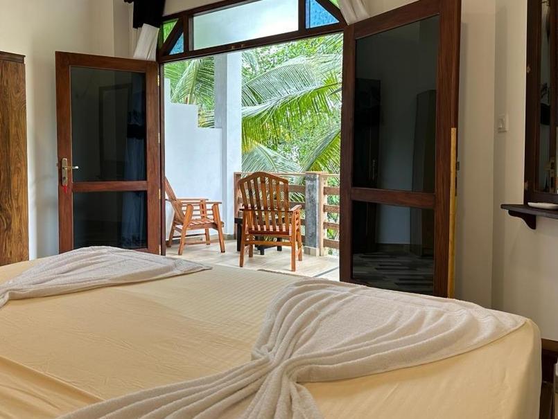 Siyon Yula - Guest House Hikkaduwa Exteriér fotografie
